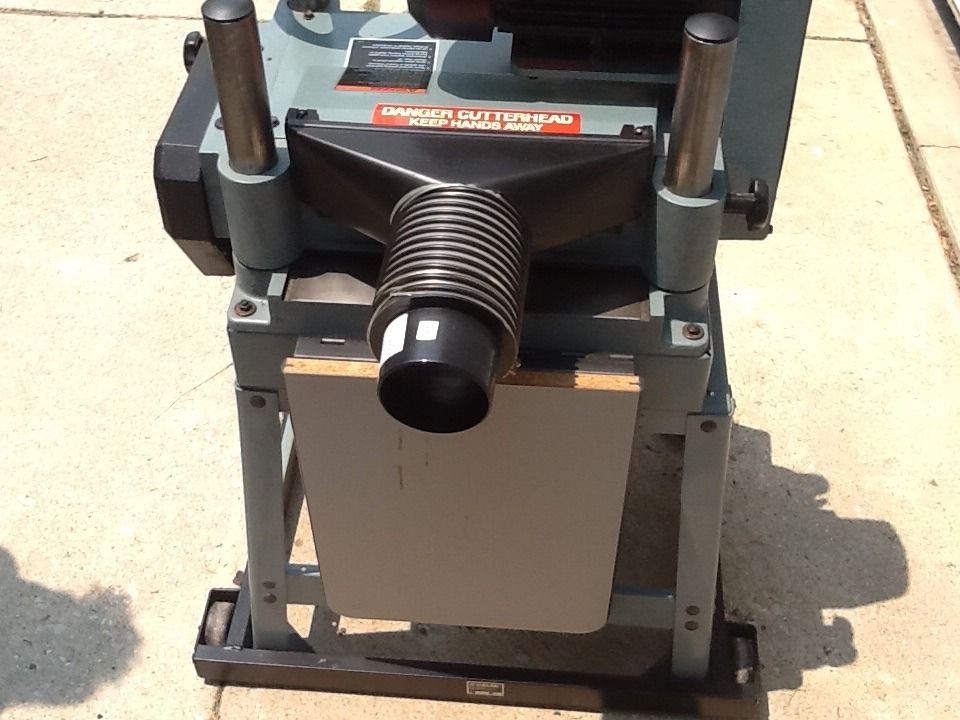 Delta DC 380 15 inch Planer by Gigkat woodworking